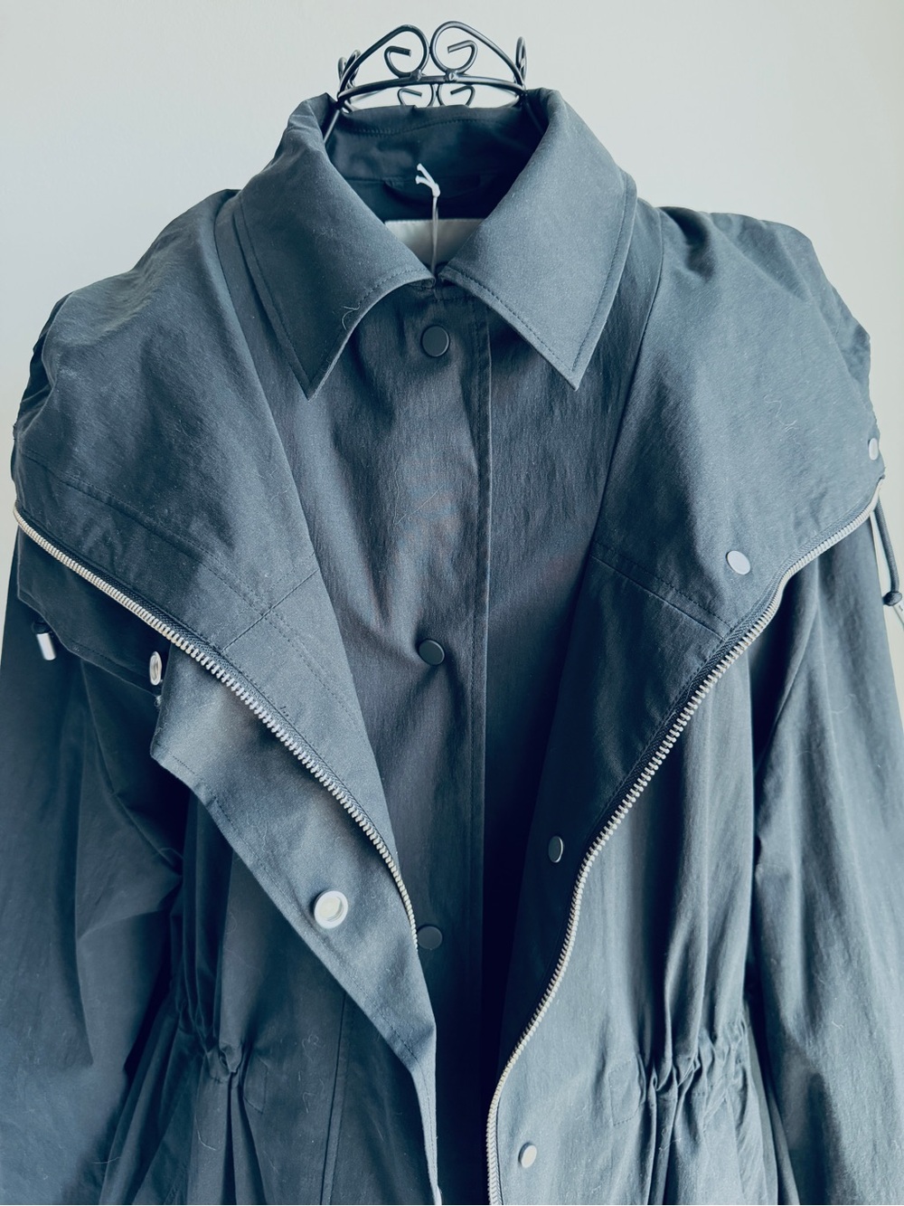 COS rain jacket - Picture 3 of 10